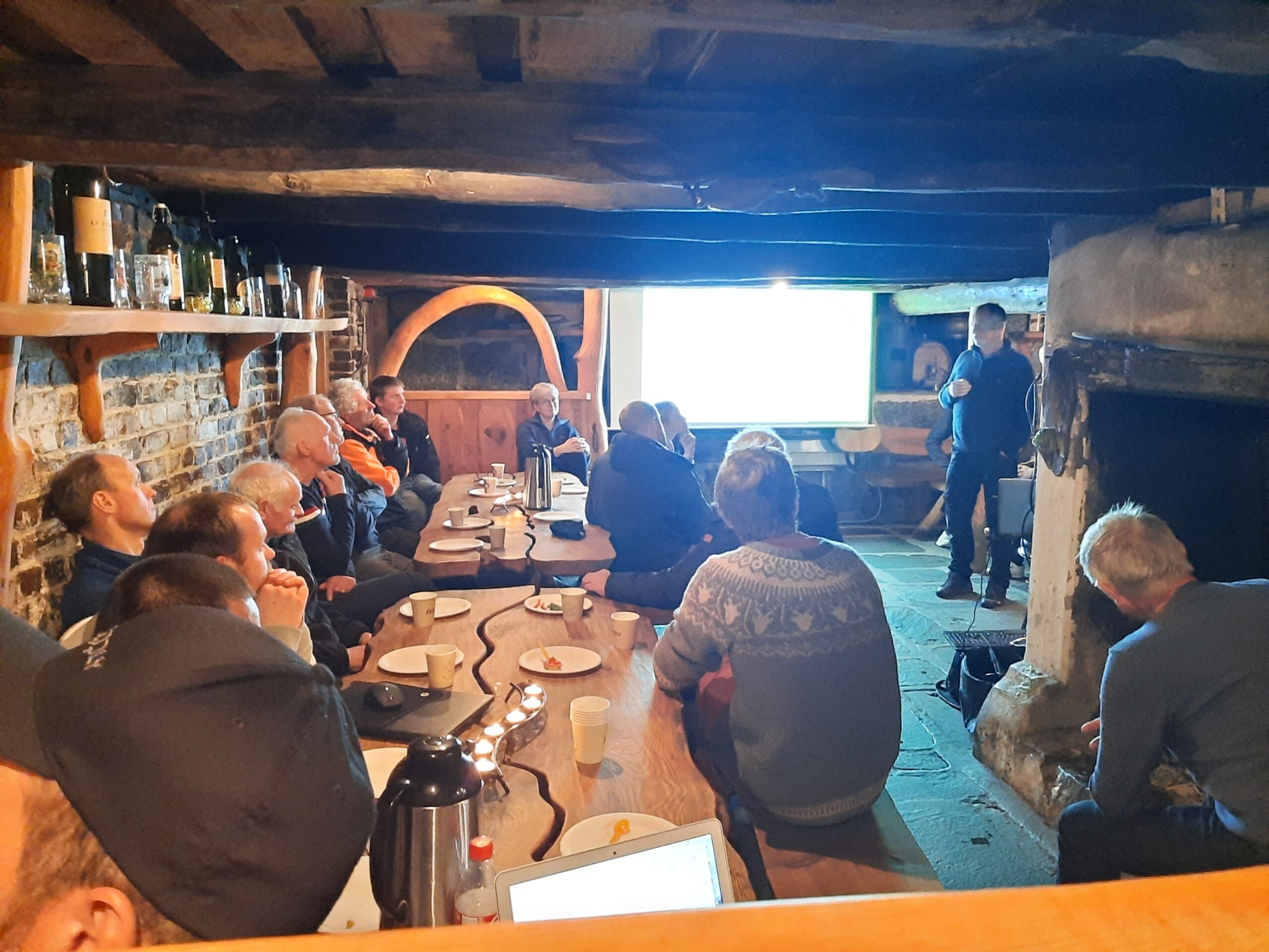 Skogfondkveld i Nordfjordeid 8. januar