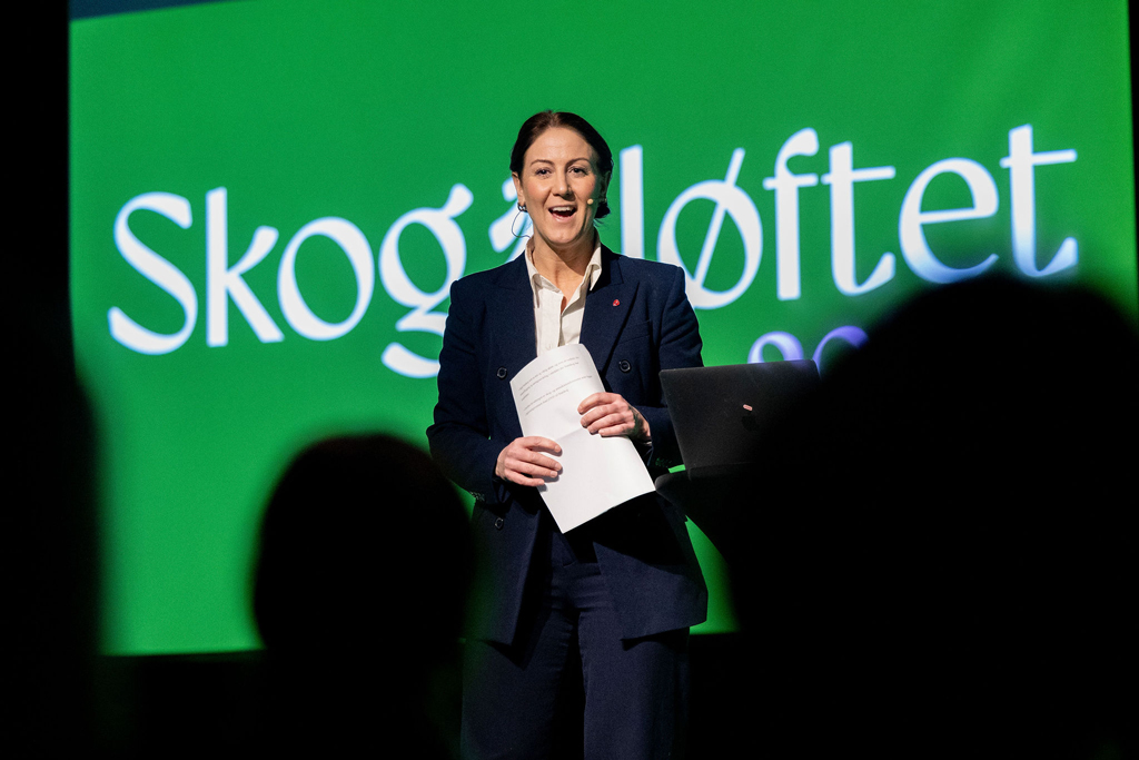 Skogløft og ungdomsløft hånd i hånd